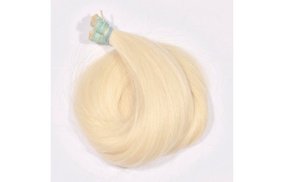 Vlasové pramene Veľmi svetlá blond 35-40cm